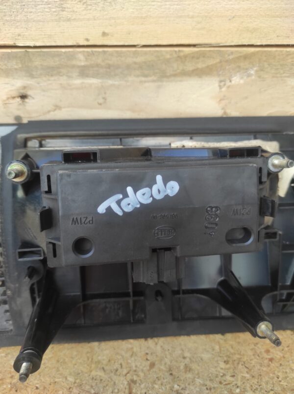 Feux Seat Toledo 1