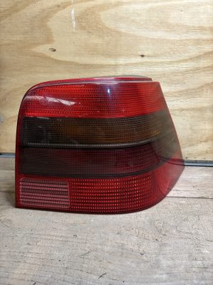 Feux ARD Vw Golf 4