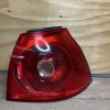 Feux ard VW Golf 5