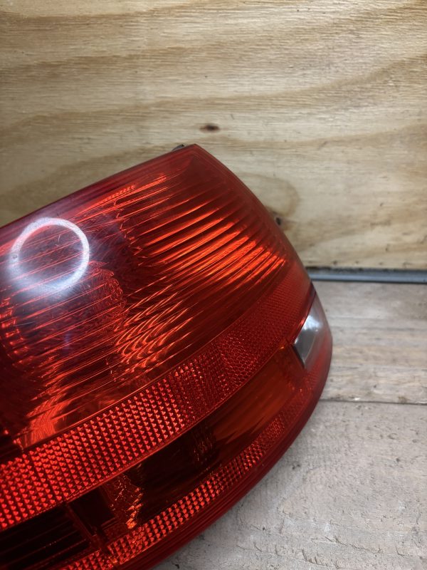 Feux arg Audi A4 B7 break