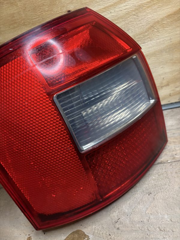 Feux ARG Audi A4 B6 Break