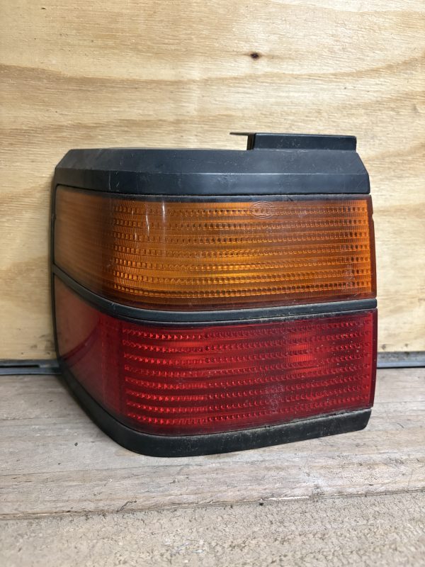 Feux ARG VW Passat B3