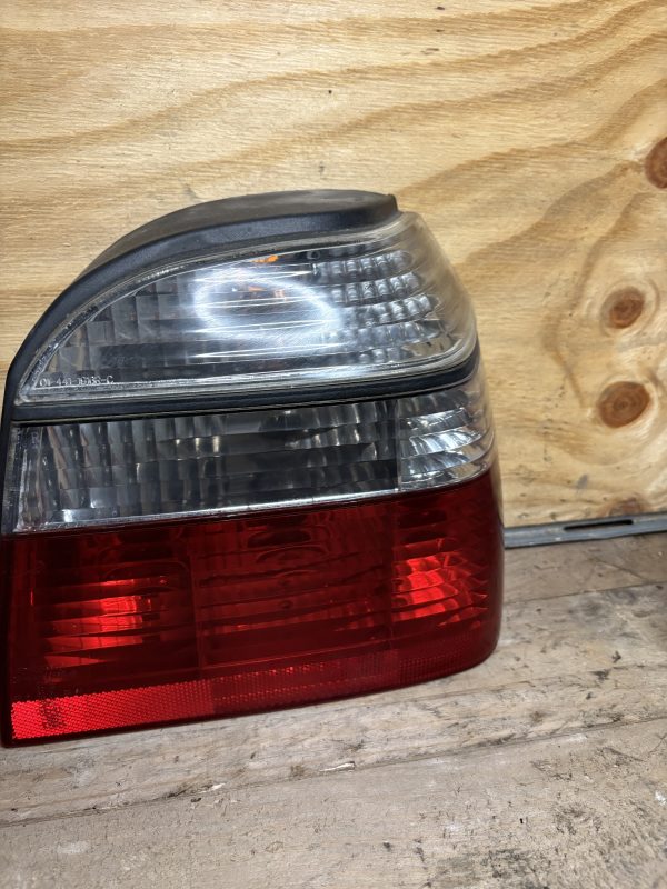 Paire feux ARR VW Golf 3