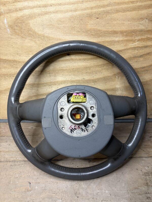 Volant gris Audi A4 B7