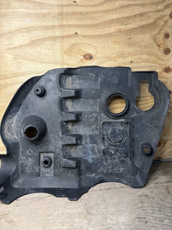 Cache moteur A4 B6 TDI