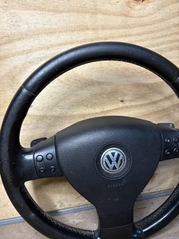 Volant multifonctions VW Passat B6