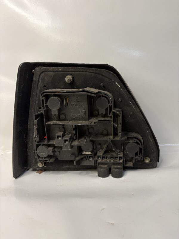 Feux ARD VW Golf 2