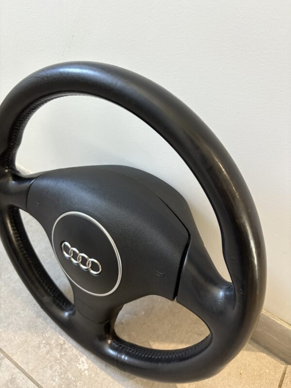 Volant AUDI A3 8P Phase 1