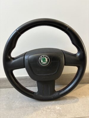 Volant surpiqué Skoda Fabia 2