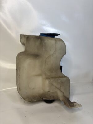 Bocal lave-glace VW Golf 4/ A3 8L