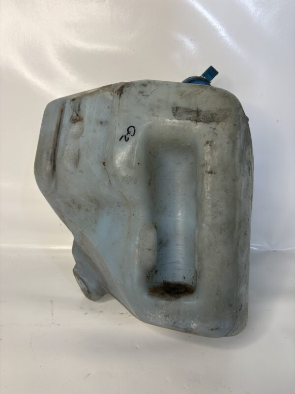 Bocal lave-glace 4L VW Golf 2