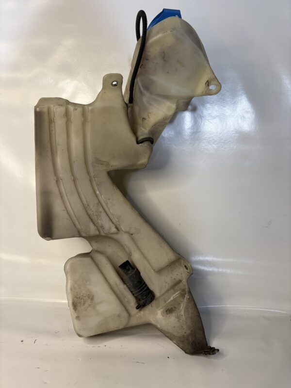 Bocal lave-glace Audi A4 B6 cabriolet