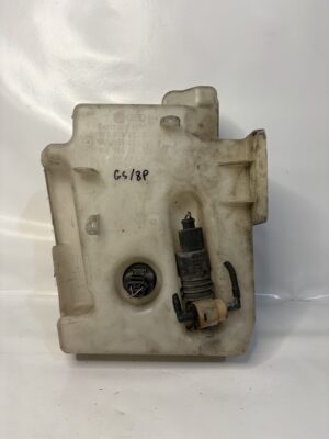 Bocal lave-glace VW Golf 5 /A3 8P