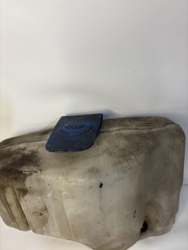 Bocal lave-glace VW Passat B3/B4