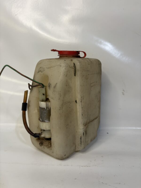 Bocal lave-glace VW Golf 1