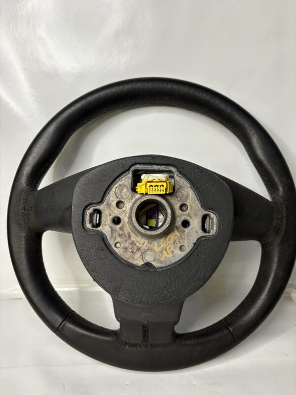 Volant multifonctions Seat Leon 1P