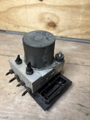 Bloc ABS AUDI A4 B7 2.0 tdi 140