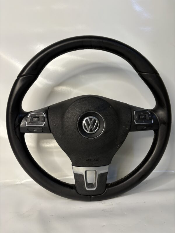 Volant multifonctions VW Golf 6