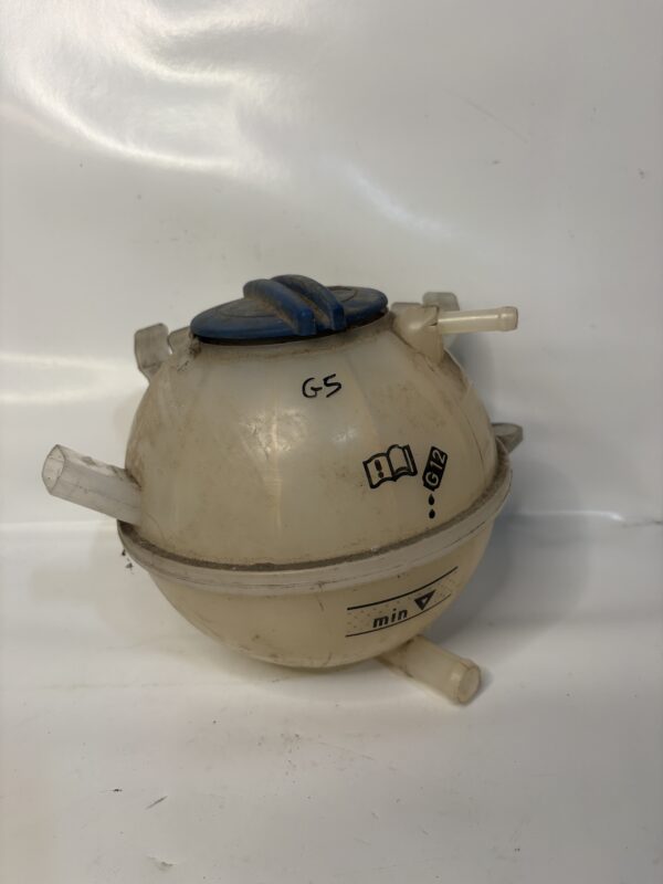 Vase expansion VW Golf 5/ A3 8P