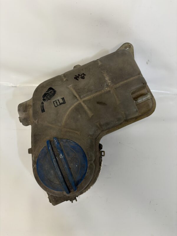 Vase expansion AUDI A4 B7