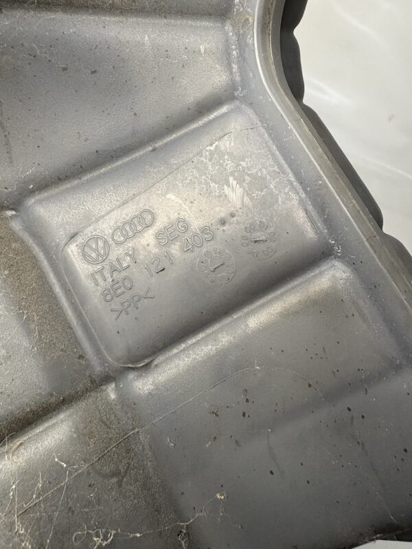 Vase expansion AUDI A4 B6