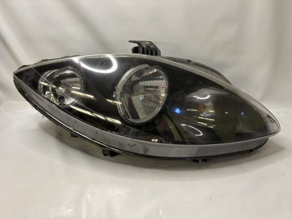 Phare AVD Seat Leon 1P