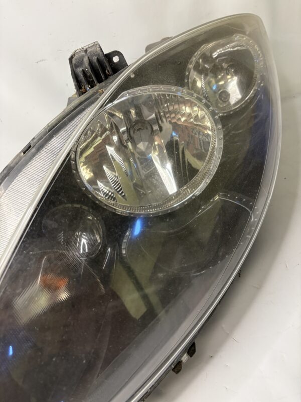 Phare AVG Seat Leon 1P