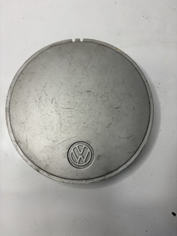 IMG_0569 Centre de roue VW Passat B3