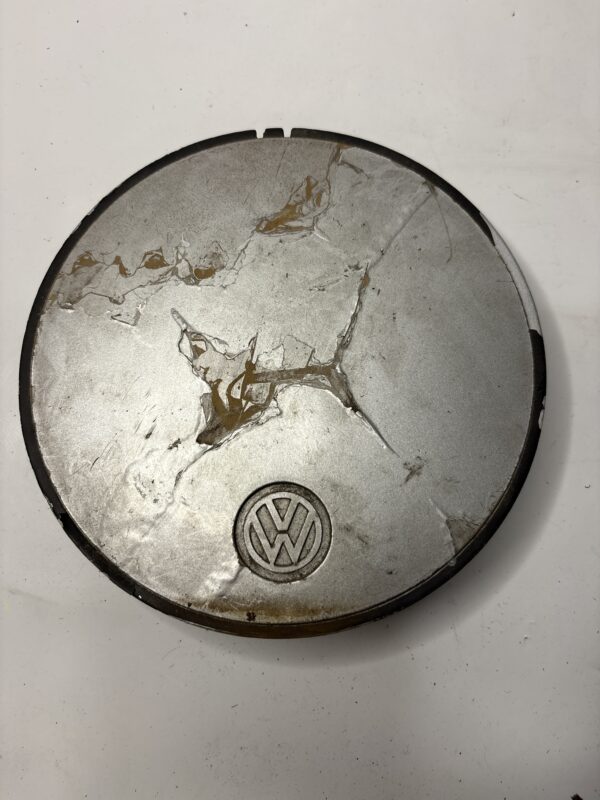 IMG_0576 Centre de roue VW Golf 2/B3