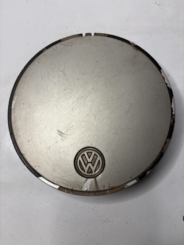 IMG_0582 Centre de roue VW Golf 2/B3