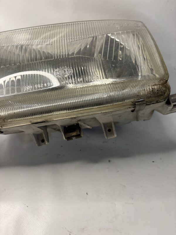IMG_8366 Phare AVG VW Polo 6N1