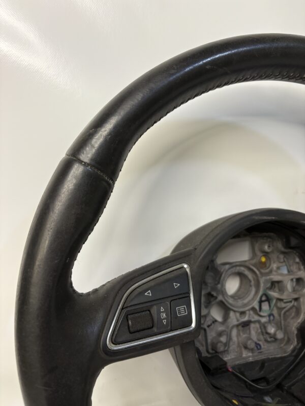Volant A1 - 8X (3) Volant Audi A1 8X