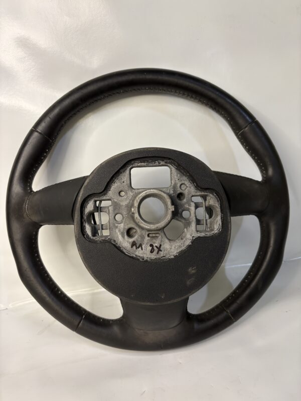 Volant A1 - 8X (4) Volant Audi A1 8X