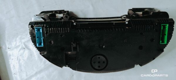 Compteur A4 B7 Compteur d'origine Audi (Référence : 8E0920931P)