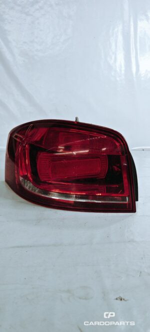 Feux ARG S3(2) Feu arrière gauche d'origine Audi A3 / S3 (8P) — Référence 8P3945095B