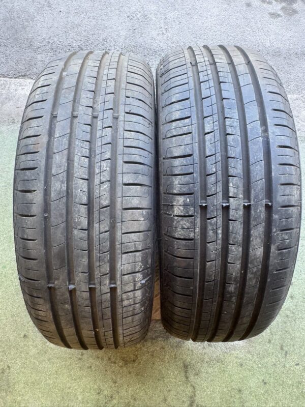 Pneus Aplus 205/60 R15