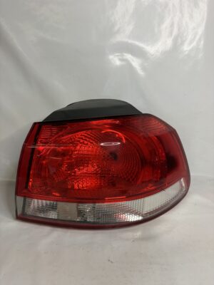 Feu ARD VW Golf 6