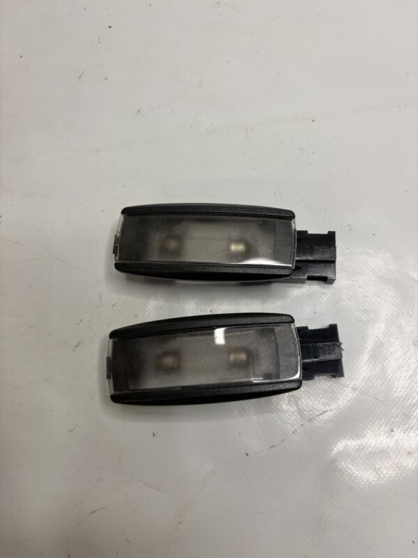 Eclairage pare soleil VW Golf 5 GTI