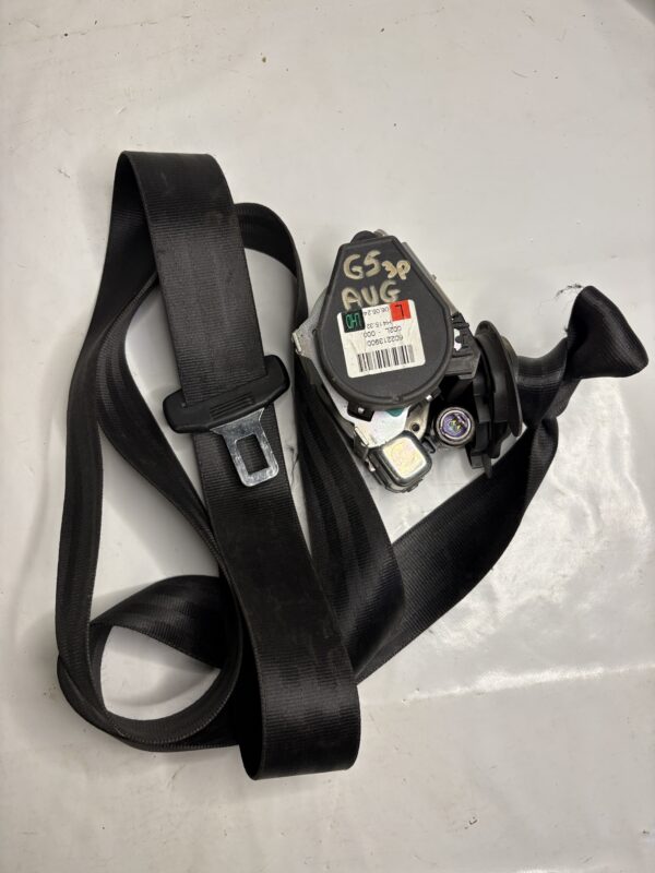 IMG_7477 Ceinture AVG 3P VW Golf 5