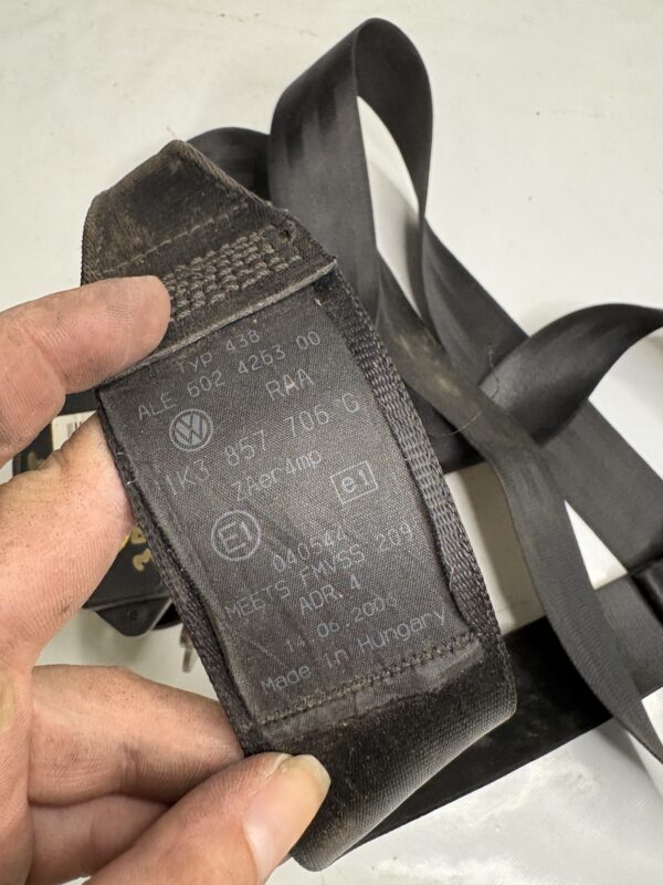 IMG_7482 Ceinture AVD VW Golf 5/3P