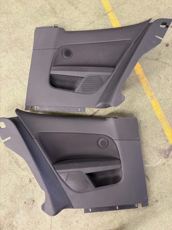 Panneaux portes ARR VW Golf 6 /3p