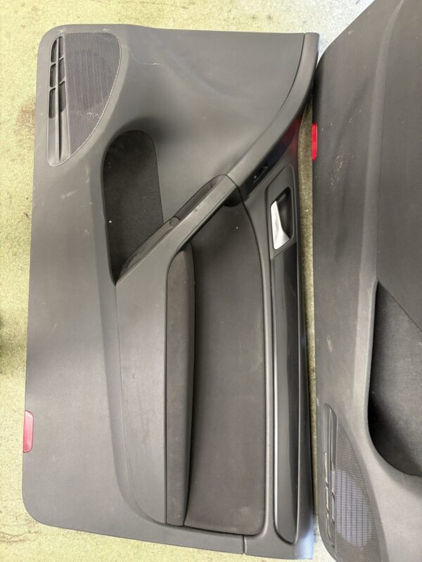 IMG_7921 Panneaux portes AV VW Golf 6/3p