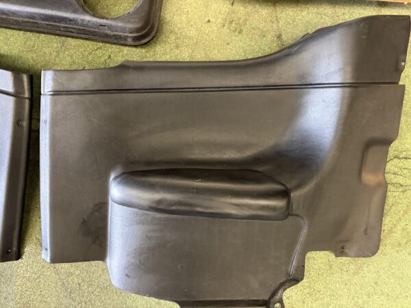Panneaux portes cuir VW Golf 4 cab